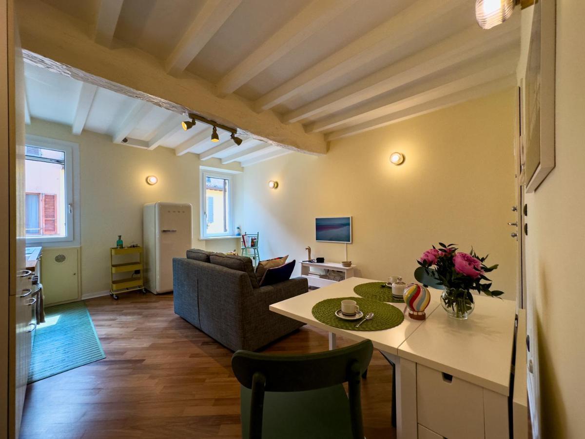 Buro Nel Borgo Apartment Parma Exterior photo